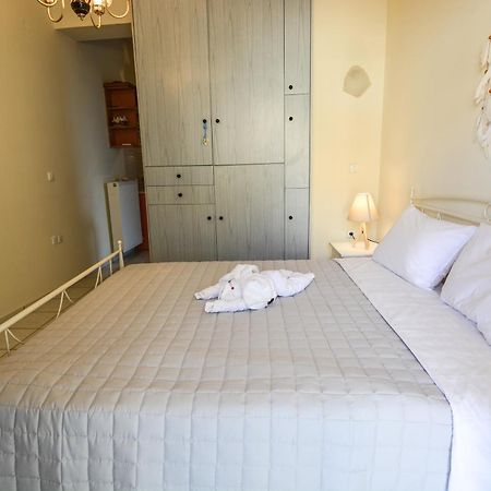Mara'S Apartments Ξυλόκαστρο Εξωτερικό φωτογραφία